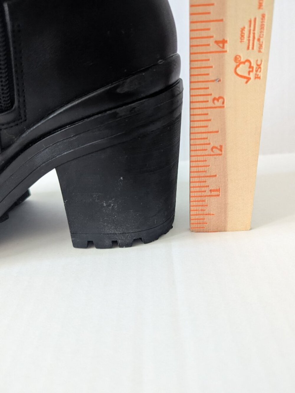 Women's Tall Black Boots, Size 8 - Picture 6 of 9